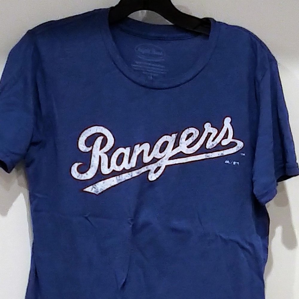 Authentic Vintage Soft Majestic Threads Rangers Baseball Ryan T-shirt
